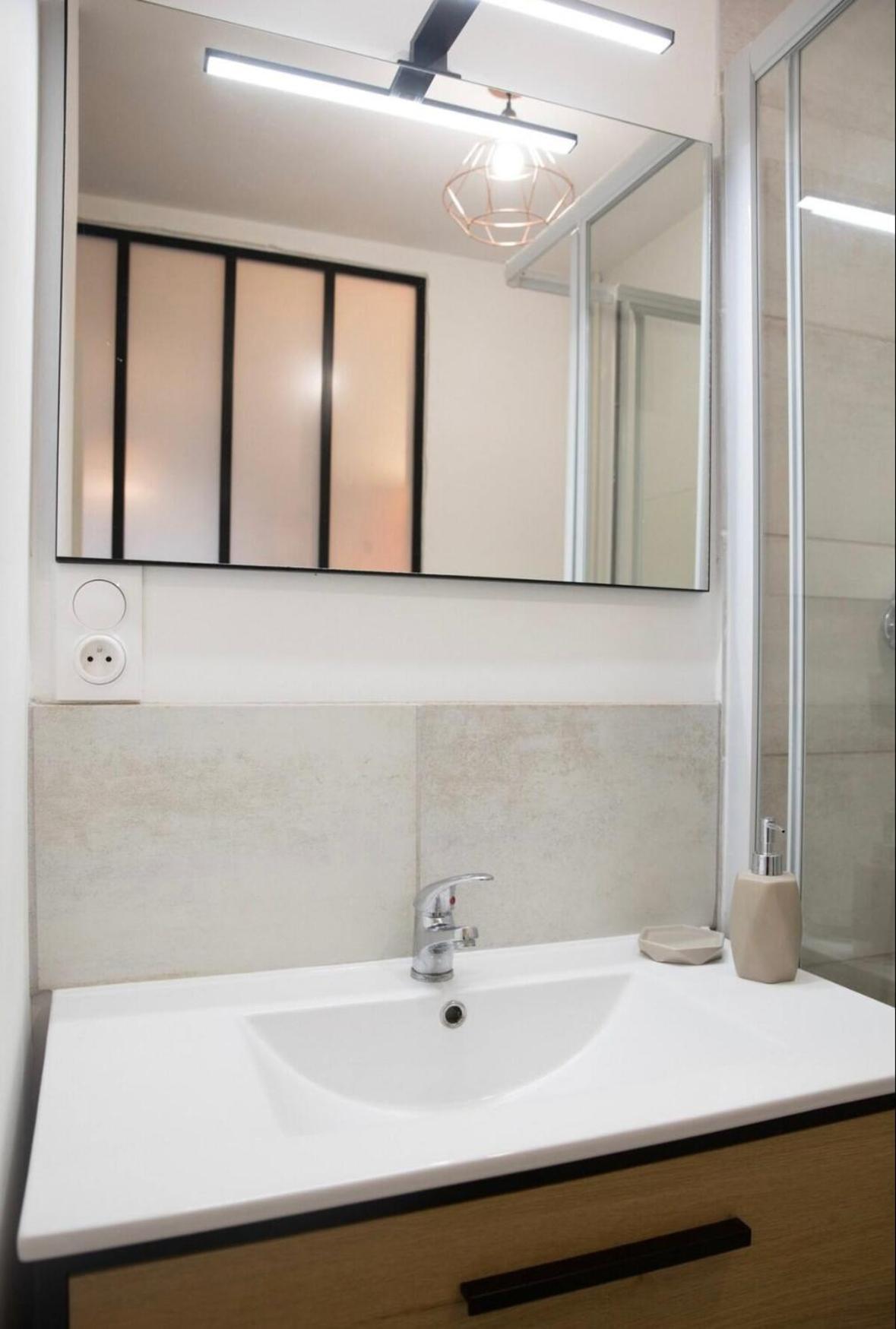 Charmant Appartement T1 Mâcon Eksteriør bilde