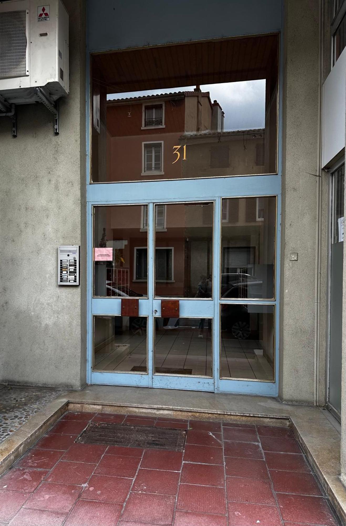 Charmant Appartement T1 Mâcon Eksteriør bilde